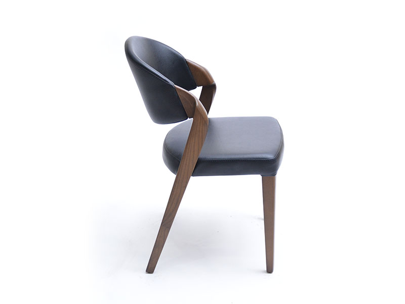 GPT-017 Chair